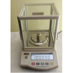 Весы лабораторные JD-120/220/320-3  Весы лабораторные JD-120/220/320-3