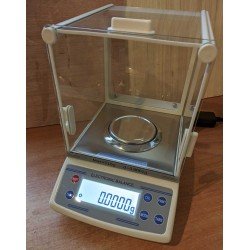 Весы лабораторные JD-110/200-4  Весы лабораторные JD-110/200-4